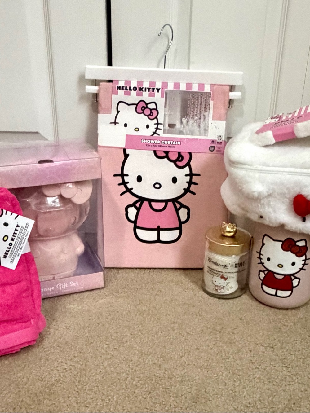 Hello Kitty Bathroom Lot
